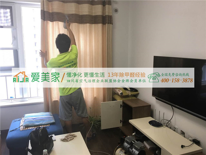 上海工商局：兒童服裝抽檢不合格項(xiàng)目集中在成分作假和甲醛超標(biāo),家長(zhǎng)需謹(jǐn)慎